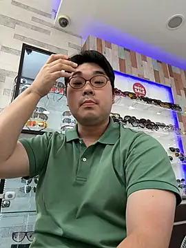 gayfucuxuc online show from September 27, 3:00 am