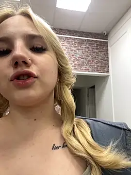 Sky Cutie online show from October 16, 5:19 am