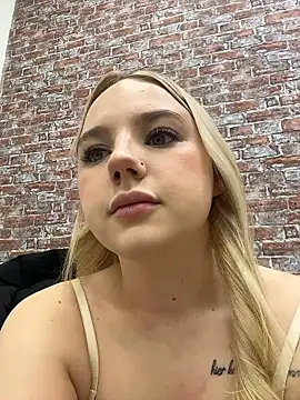 Sky Cutie online show from January 18, 3:54 am