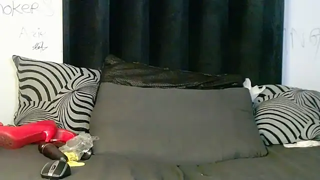 QueenpatieX online show from February 28, 10:33 pm