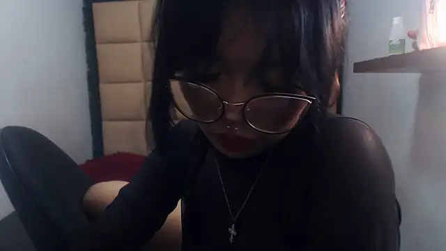 Snapshot of lilith_sexy19 chatting on September 10, 7:03 pm lilith sexy19 online show from September 10, 7:03 pm