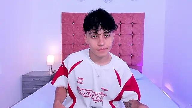 Dani rivass online show from February 10, 11:25 am