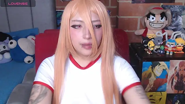  alexa19pretty  online show from April 27, 6:50 pm
