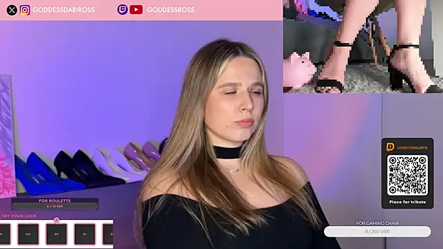 Snapshot of GoddessRoss chatting on November 7, 6:19 pm GoddessRoss online show from November 7, 6:19 pm