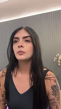 Snapshot of AliceRitter chatting on May 5, 10:18 pm AliceRitter online show from May 5, 10:18 pm
