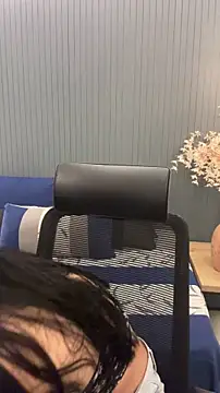 Snapshot of AliceRitter chatting on May 23, 1:11 am AliceRitter online show from May 23, 1:11 am