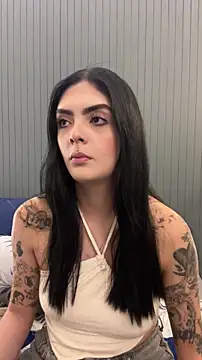Snapshot of AliceRitter chatting on May 23, 10:25 pm AliceRitter online show from May 23, 10:25 pm