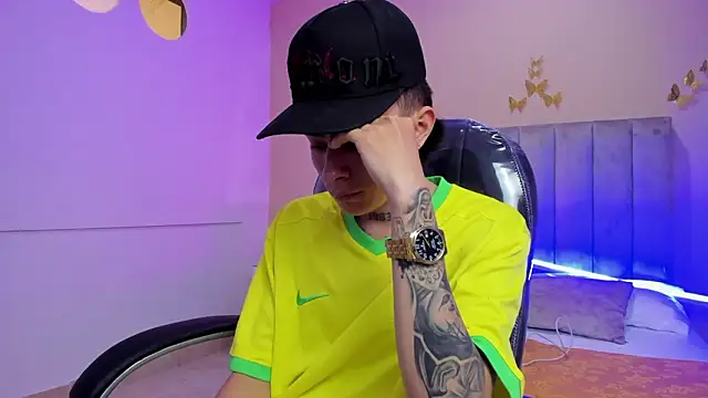 Nascary Fox online show from February 2, 7:12 pm