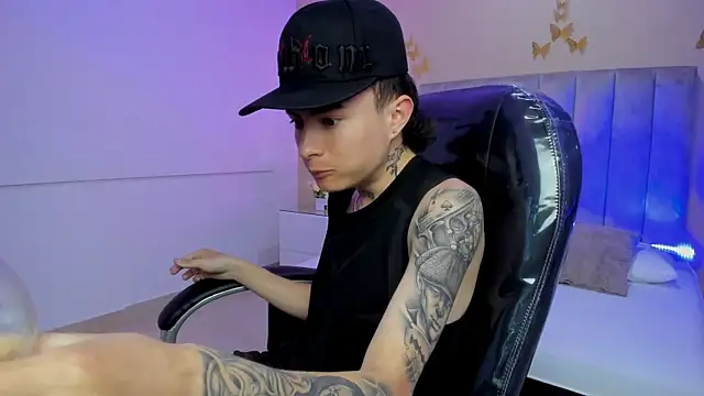 Nascary Fox online show from February 19, 7:32 pm