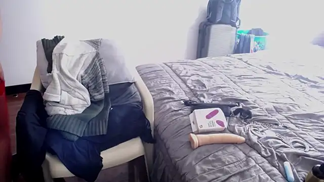 fenix colette online show from February 17, 7:20 pm