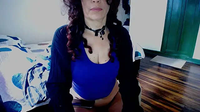 Snapshot of fenix_colette chatting on May 26, 3:08 pm fenix colette online show from May 26, 3:08 pm