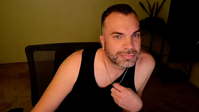 Snapshot of Ty_lerDavid chatting on November 7, 6:35 am Ty lerDavid online show from November 7, 6:35 am