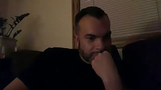 Snapshot of Ty_lerDavid chatting on December 19, 7:48 am Ty lerDavid online show from December 19, 7:48 am