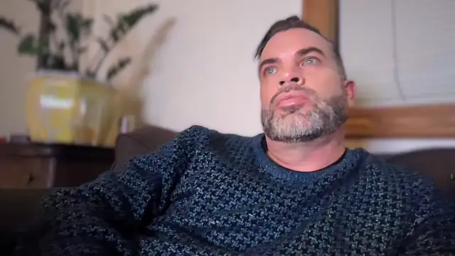 Snapshot of Ty_lerDavid chatting on January 8, 7:32 am Ty lerDavid online show from January 8, 7:32 am