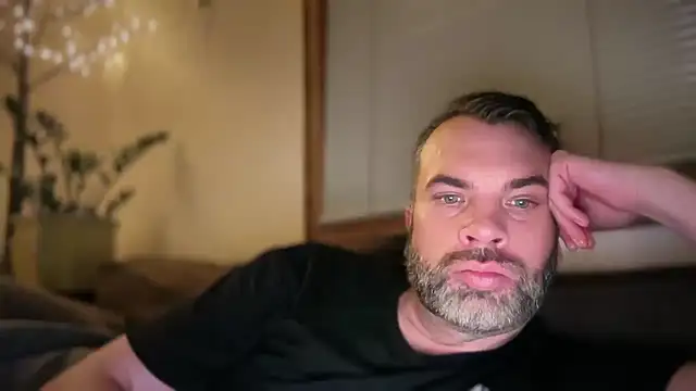 Snapshot of Ty_lerDavid chatting on January 19, 7:01 am Ty lerDavid online show from January 19, 7:01 am