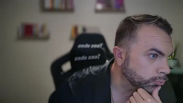 Snapshot of Ty_lerDavid chatting on March 10, 5:51 pm Ty lerDavid online show from March 10, 5:51 pm