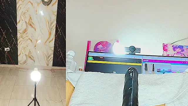 keily  funny online show from June 25, 11:04 am
