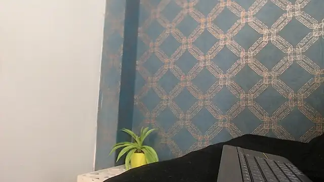 Snapshot of scarlett646 chatting on September 9, 3:06 am scarlett646 online show from September 9, 3:06 am