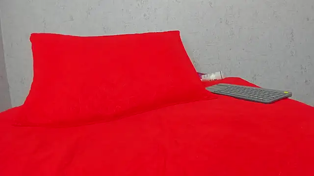 Snapshot of scarlett646 chatting on October 22, 3:07 am scarlett646 online show from October 22, 3:07 am