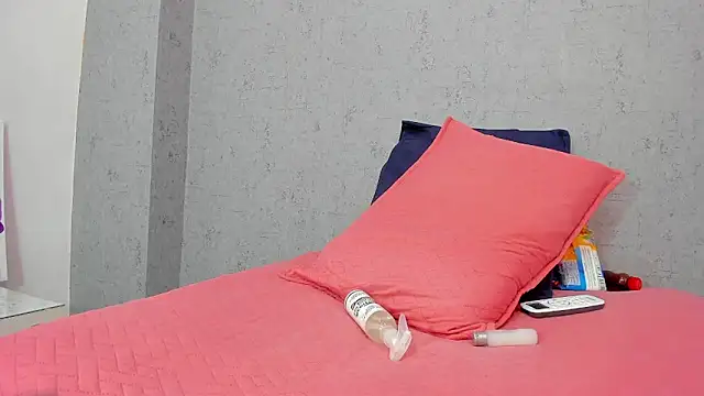 Snapshot of scarlett646 chatting on October 28, 3:10 am scarlett646 online show from October 28, 3:10 am