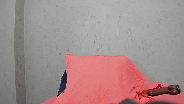 Snapshot of scarlett646 chatting on October 30, 3:08 am scarlett646 online show from October 30, 3:08 am