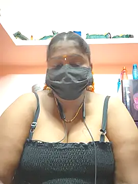 Snapshot of bakyasree143 chatting on September 21, 4:41 pm bakyasree143 online show from September 21, 4:41 pm