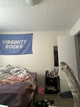 kykyloves online show from March 14, 4:23 pm