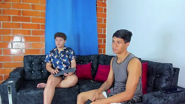 Snapshot of Robertmiller21 chatting on October 31, 10:11 pm Robertmiller21 online show from October 31, 10:11 pm