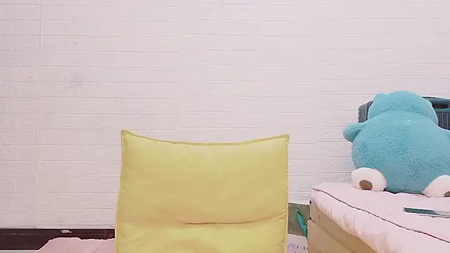 Snapshot of marina-cutegirll chatting on October 20, 11:32 am marina-cutegirll online show from October 20, 11:32 am