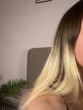 stelli 99 online show from February 20, 6:08 pm