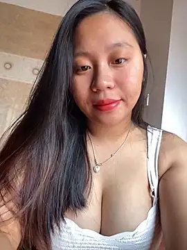 Snapshot of maianhcute chatting on September 23, 1:19 am maianhcute online show from September 23, 1:19 am