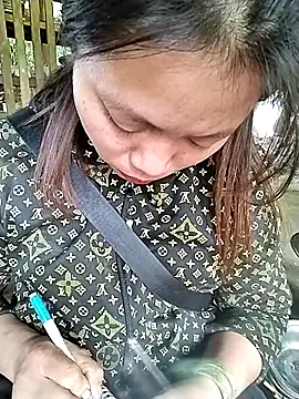 venu00 online show from December 20, 2:40 am