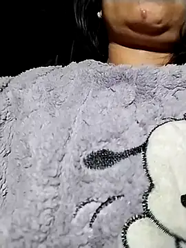 venu00 online show from February 19, 3:52 pm