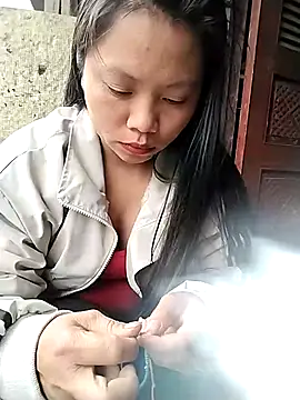 venu00 online show from March 12, 3:12 am