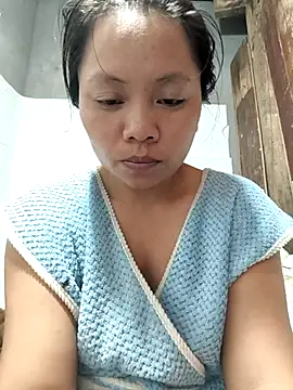 Snapshot of venu00 chatting on May 19, 2:01 pm venu00 online show from May 19, 2:01 pm