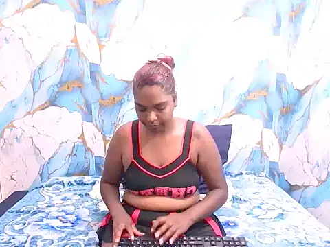 Snapshot of indianmystica694u chatting on February 9, 12:53 pm indianmystica694u online show from February 9, 12:53 pm