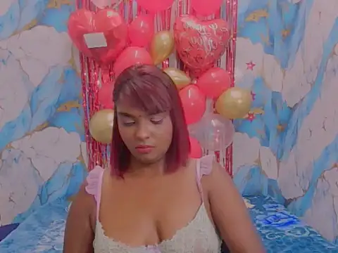 Snapshot of indianmystica694u chatting on February 11, 1:16 pm indianmystica694u online show from February 11, 1:16 pm