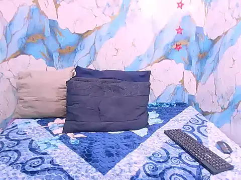 Snapshot of indianmystica694u chatting on March 15, 5:30 pm indianmystica694u online show from March 15, 5:30 pm