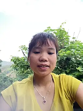 Ngoc-bbi online show from April 28, 12:20 am