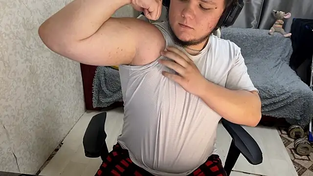 desiredude9 online show from September 27, 3:28 pm