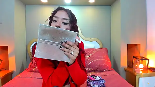 AteneaGreyy online show from December 5, 12:14 pm