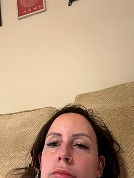 nightingale27 online show from September 16, 7:48 pm