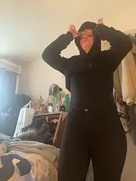 kittykatbean online show from November 22, 11:09 am