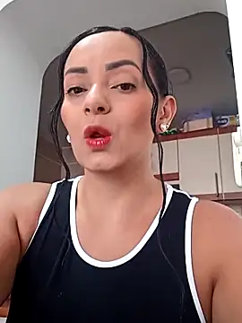 Snapshot of sarita_star chatting on June 1, 1:57 pm sarita star online show from June 1, 1:57 pm