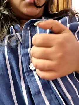 Aaradhya Sharma online show from February 12, 6:14 pm