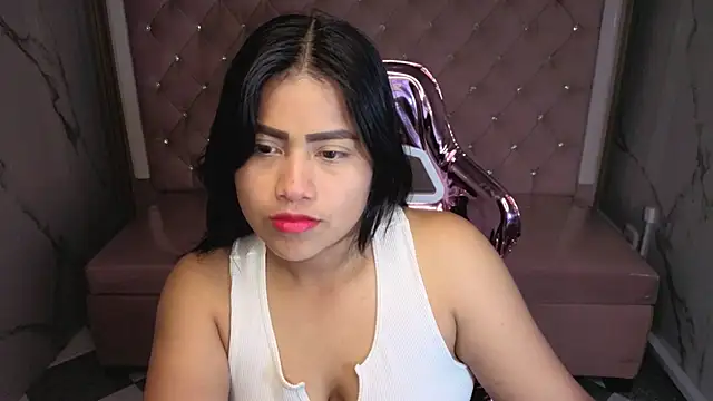 Snapshot of Victoria_b_ chatting on November 22, 8:19 pm Victoria b online show from November 22, 8:19 pm