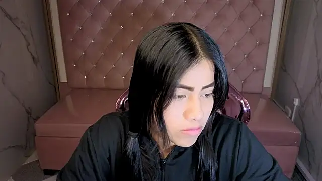 Snapshot of Victoria_b_ chatting on November 23, 7:46 pm Victoria b online show from November 23, 7:46 pm