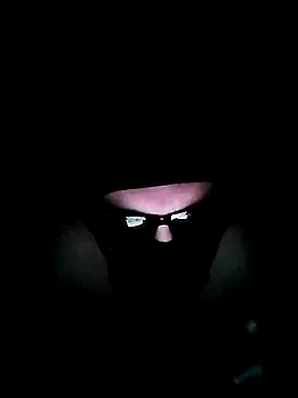 Snapshot of A2221aw chatting on November 27, 4:36 am A2221aw online show from November 27, 4:36 am