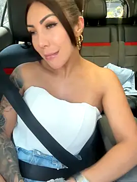 Sarahlove 90 online show from September 9, 5:45 pm