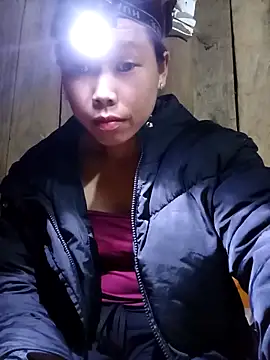 Ngocmi909 online show from March 9, 1:15 pm